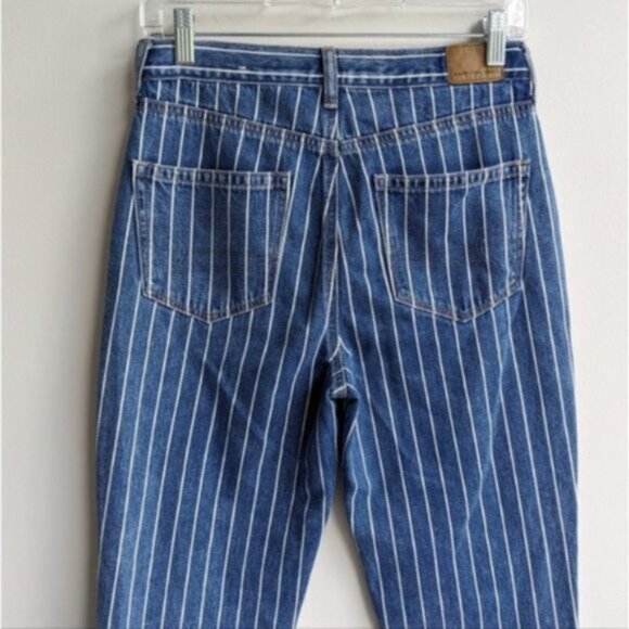 American Eagle striped high rise Mom Jeans - Picture 2 of 7